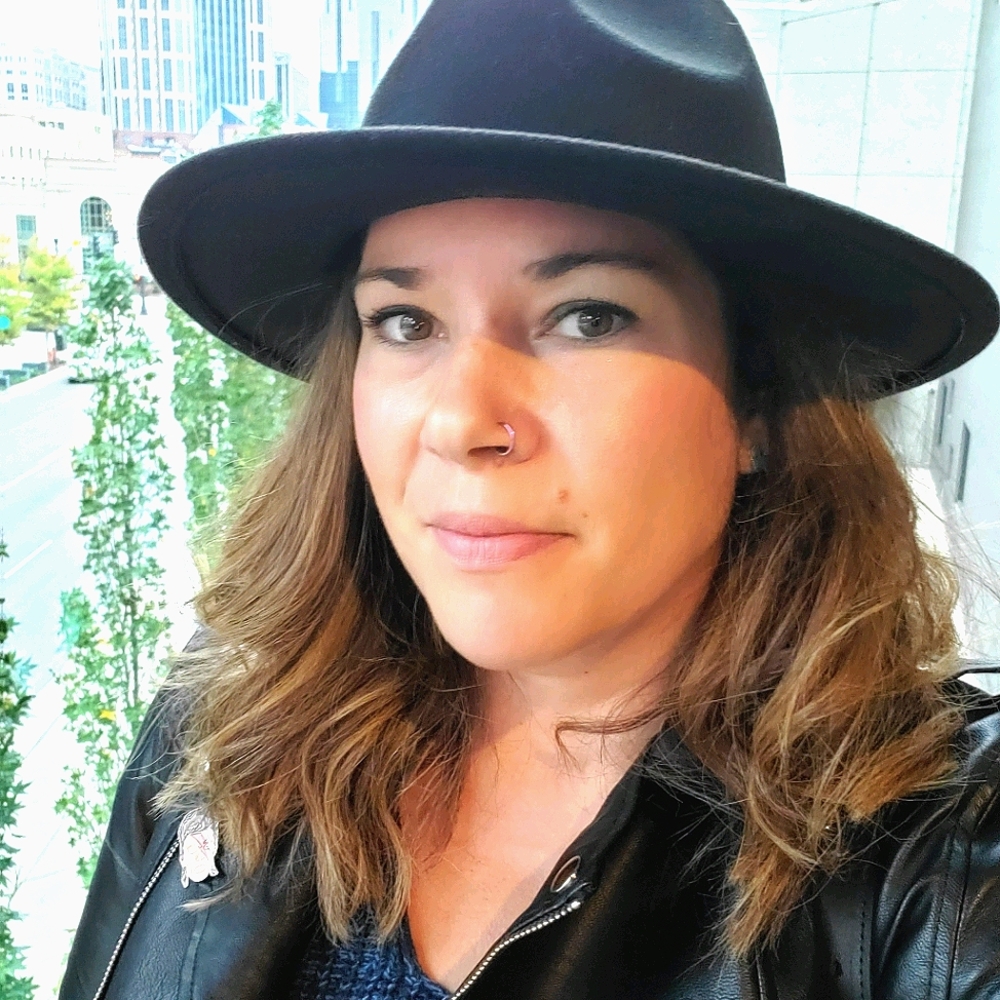 Meet your Posher, Stephie